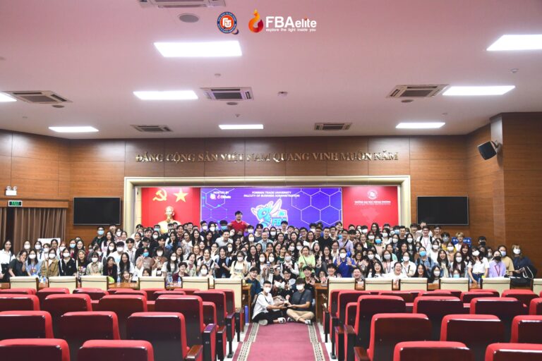 ORIENTION DAY 2022 – NGÀY HỘI ĐỊNH HƯỚNG SINH VIÊN KHOA QUẢN TRỊ KINH DOANH TRƯỜNG ĐẠI HỌC NGOẠI THƯƠNG 